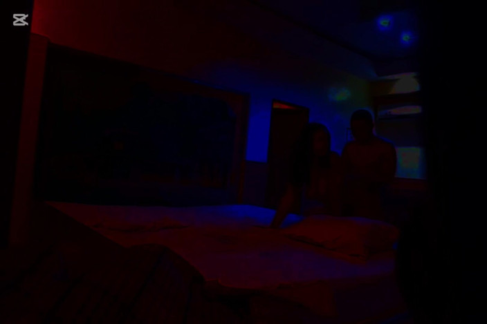 Afrocouple: Duro fodido em motel com luz vermelha parte 3