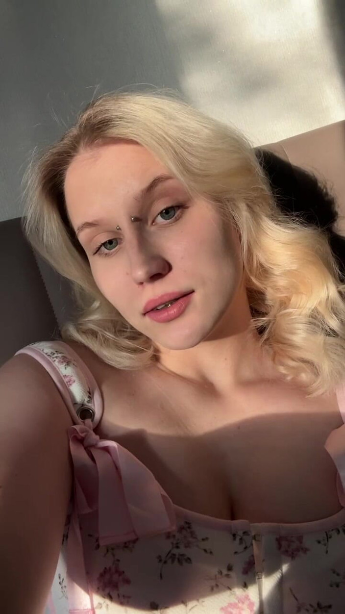 MertyXXX: Куріння в ліжку
