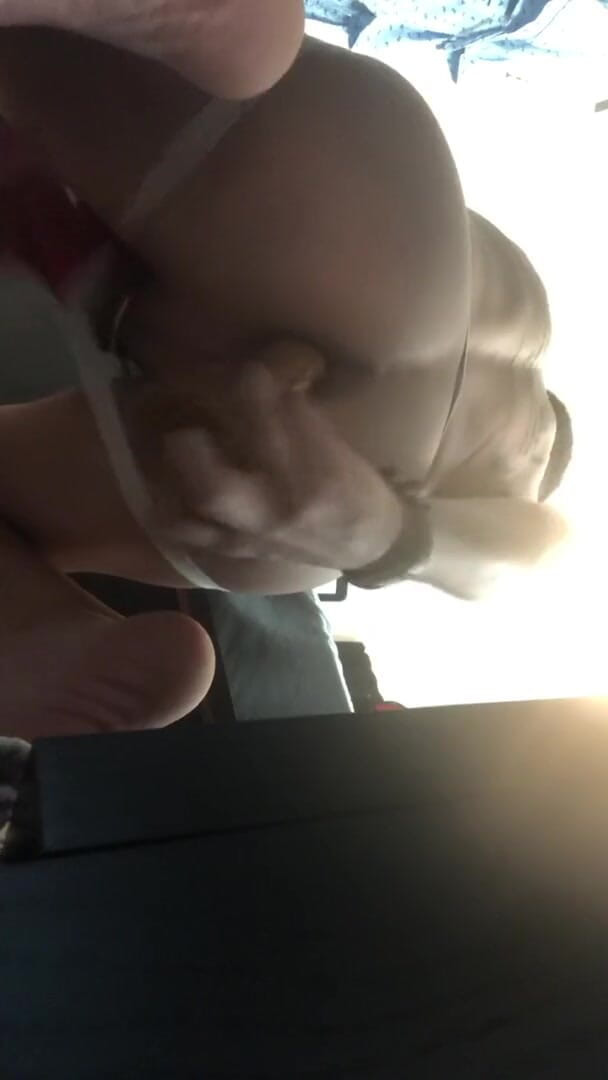 RiceQueenTopBoy: Mi tocco con un culo spalancamento e un dildo da 9