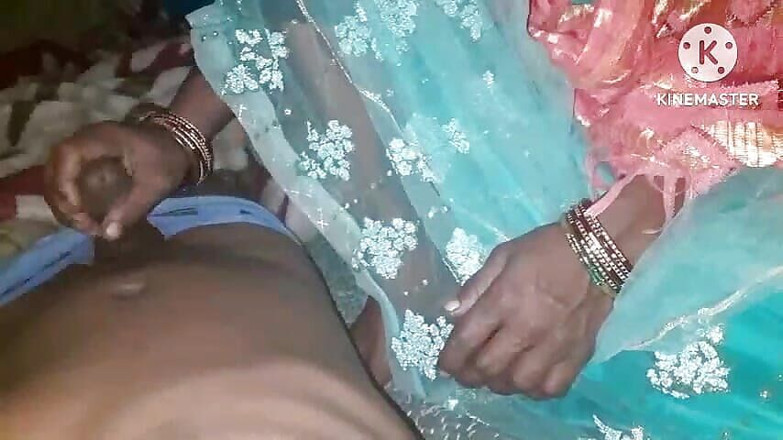 Bhabhi: Indiana em tom de canção de amor, vídeo sexy