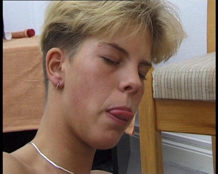 YOUR FIRST PORN: Наташа - Einsatz в Бейден Лохерн - Наташа - используется в обеих дырках