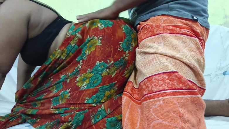 Mumbai Ashu: 德西哥多么惊人的纱丽让我的穿着很有趣！