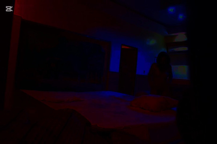 Afrocouple: Follada duro en motel con luz roja parte 3