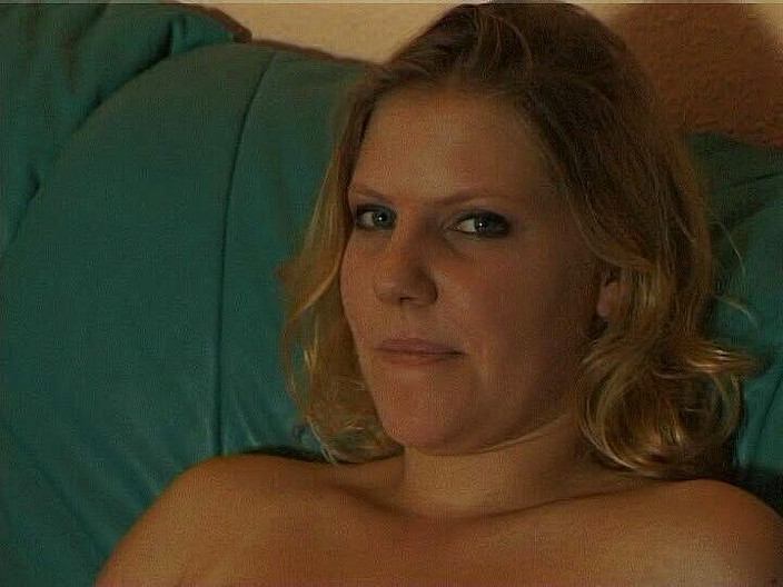 German Classic Porn videos: Corinna, ibu tiri Jerman memerlukan tambahan