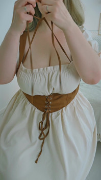 Start Your Day with a Smile and Some Heavy Curves. Big Boobs and a MILF Ass Are the Best Combination