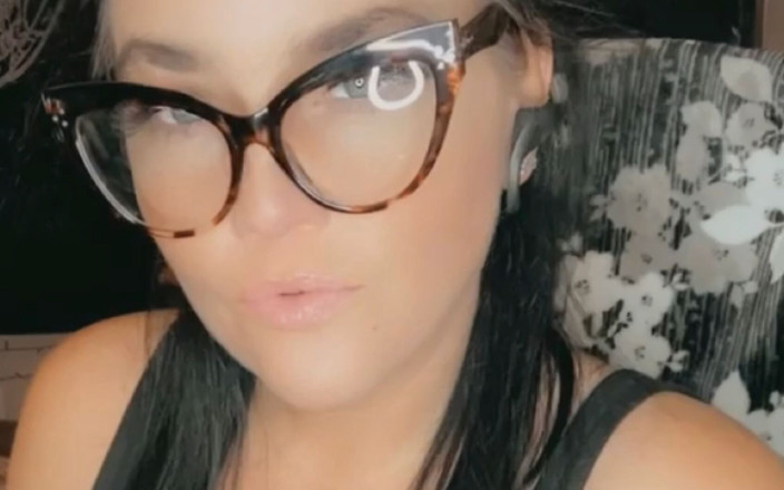 Miss Sarah Mae: JOi zábava se slečnou Sarah Mae
