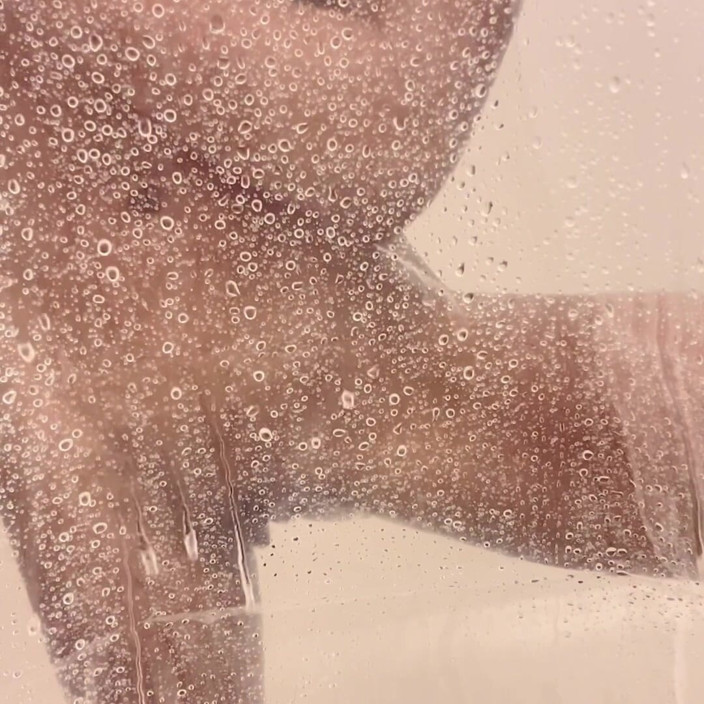 Emilycreams1: 샤워 중 면도 2