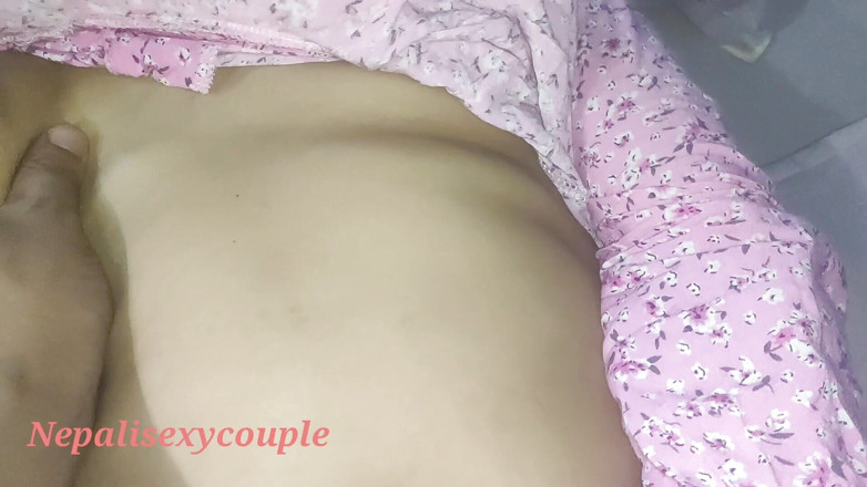 Nepalisexycouple: Nepal Istri lagi asik. Betapa menyedihkannya adalah anteera van jhan...