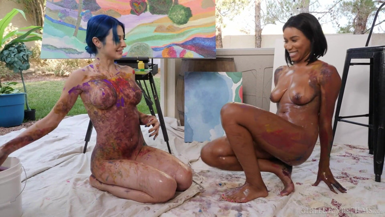 Girlfriends Films: Бодиарт лесбиянки Jewelz Blu и Jenna Foxx - произведения искусства - GirlfriendsFilms