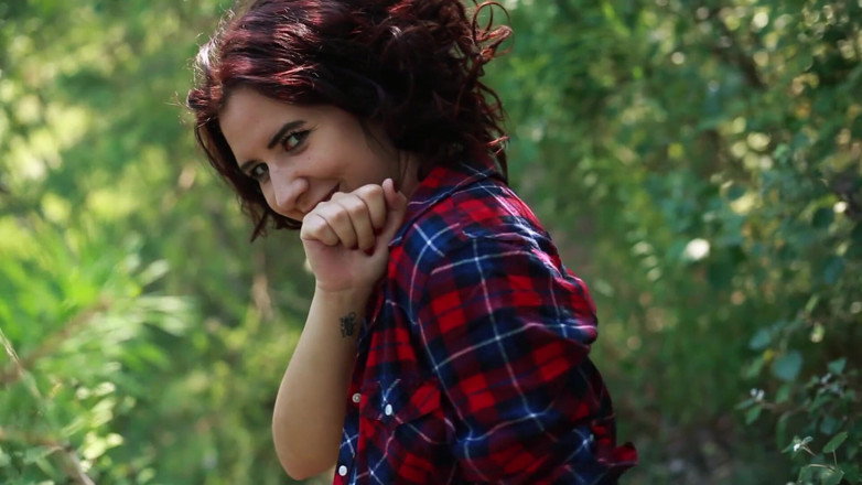 XCZECH: Michelle Ritchie - Erotik im wald