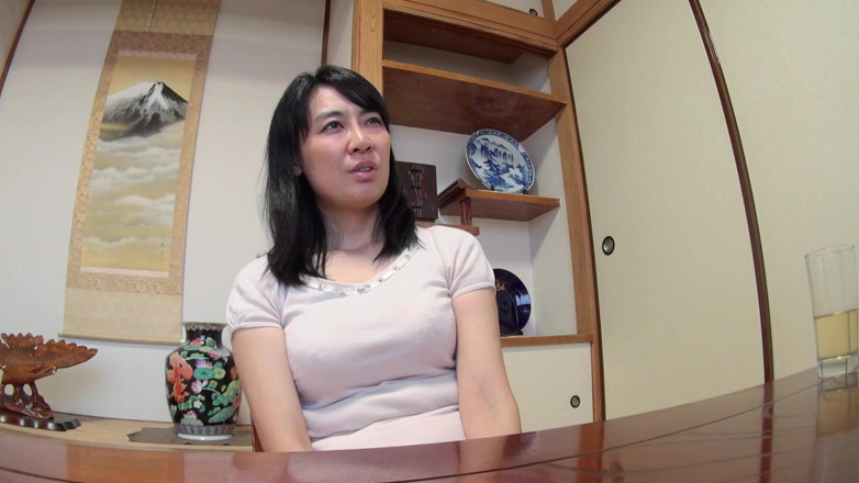 Caribbeancom: MILF Comel Asia menggembirakan zakar