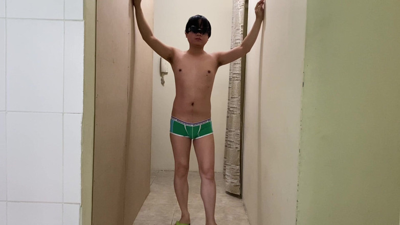 Great J: Asiatischer junge, sexy tanz mit heißem handjob und creampie-abspritzen