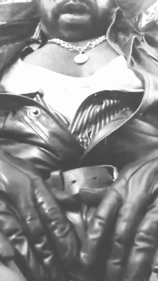 Black Muscle Stepdad: Lederdominanz-rauch