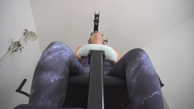 Sasha Curves: Občerstvení po cvičení pro hladovou obryně