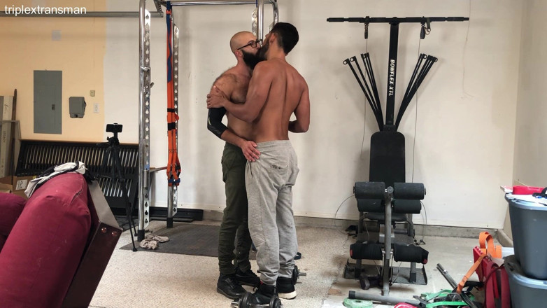 TripleXTransMan: Необроблений секс в тренажерному залі