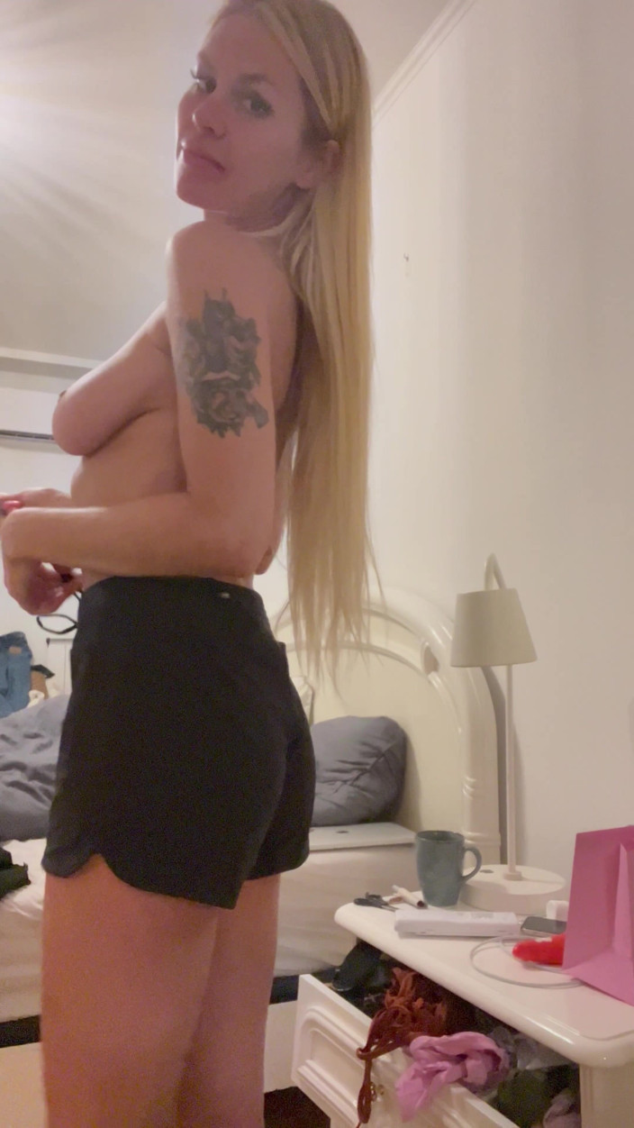 Zlata Shine: Déjame desnudar para ti