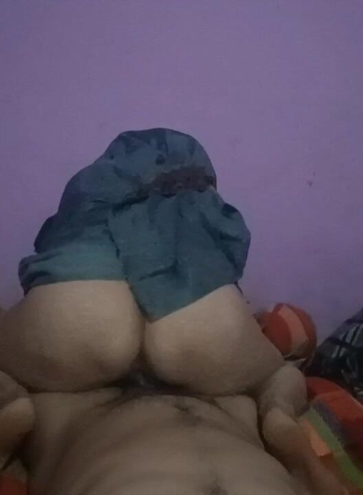 Sexy Rani Bhabhi: Indická bhabhi šuká zezadu