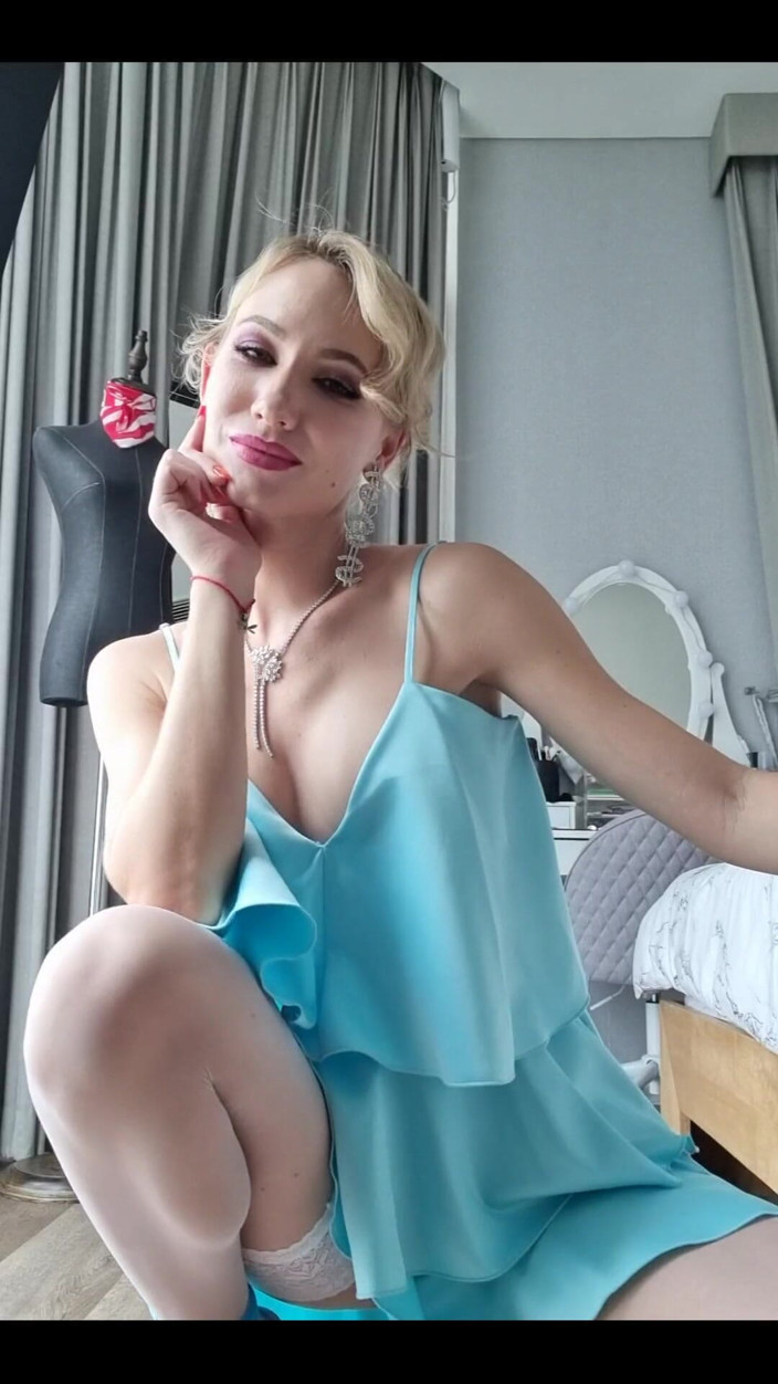 Angel The Dreamgirl: Vestido azul