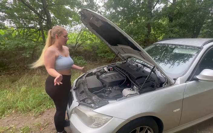 Maja Meer: Auto-panne! Hilf und fick mir!