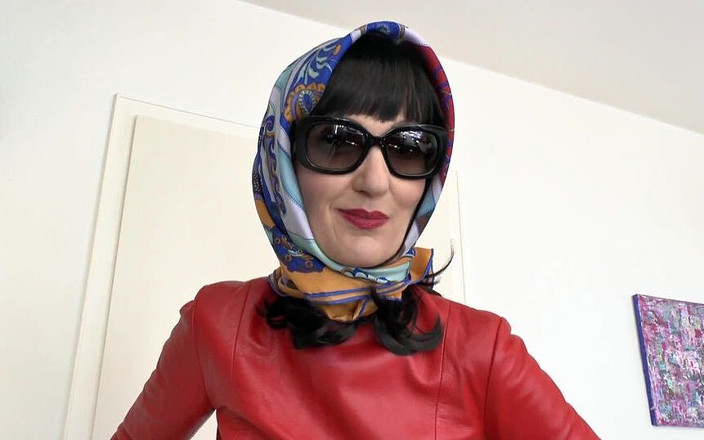Lady Victoria Valente: ビッグサングラスショー - ヘッドスカーフはあなたをイカせます
