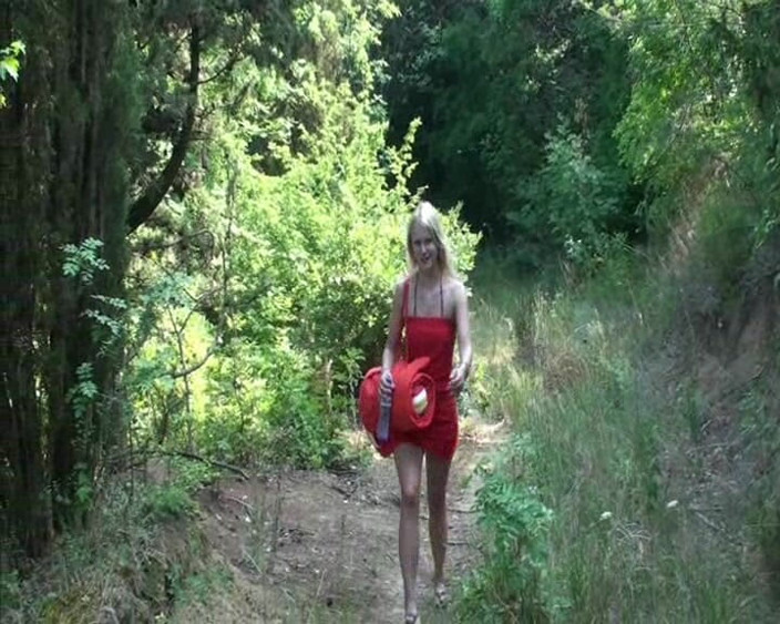 Blondehexe: Повідомлення в пляшку