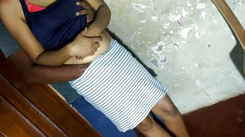 PinkyCouple: Soția din Sri Lanka are relații ocazionale cu fratele ei...
