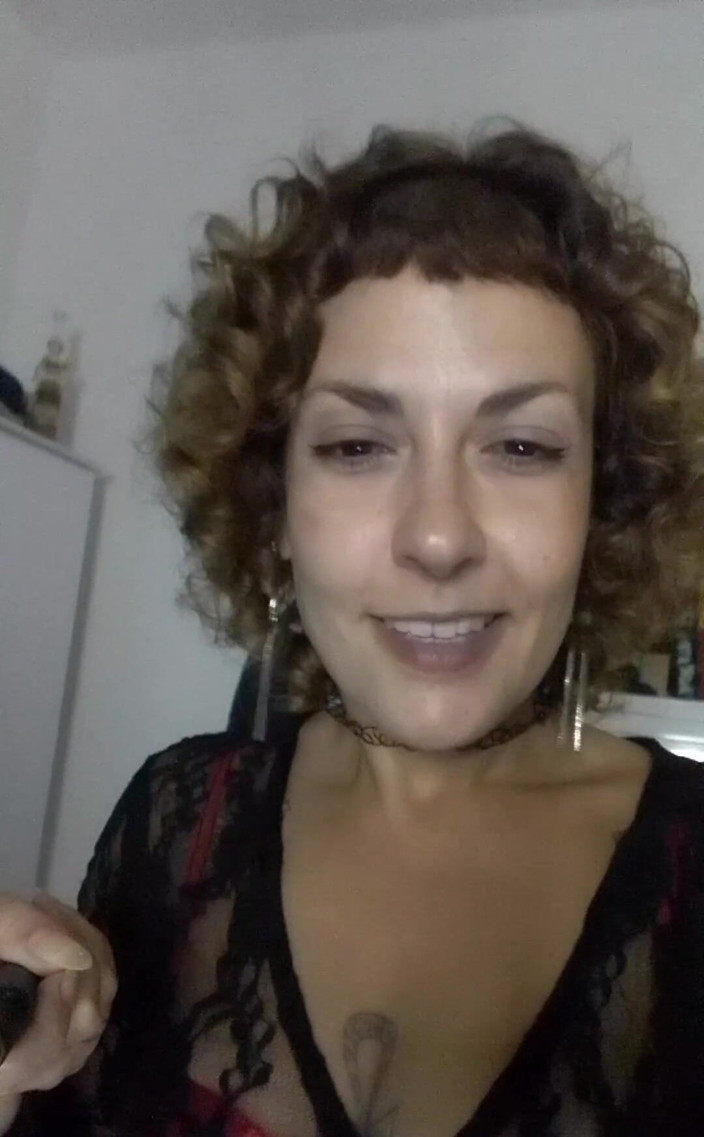 MariLou Moreira: Fumando e provocando você