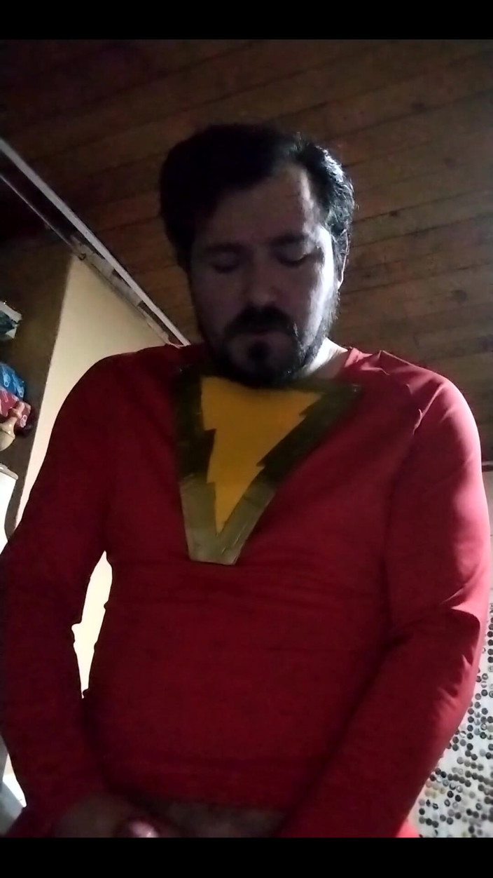 Rokkuman: Cosplay Shazam