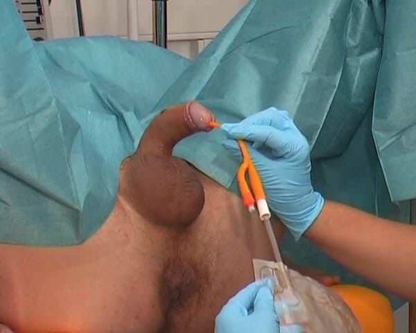Rubber & Clinic Studio - 1ATOYS: Pielęgniarka w zielonym stroju chirurgicznym