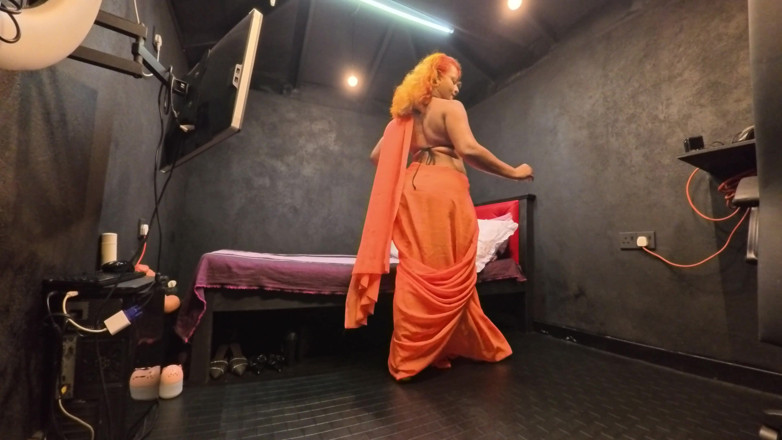 Beauty angel: Saree Try on Haul with Nude Big Booty Queen Nilmini...
