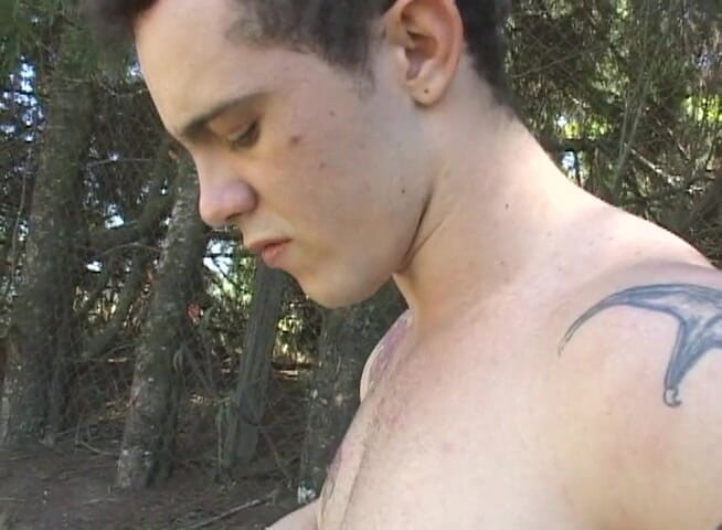 Bareback TV: Soldados follan en el bosque