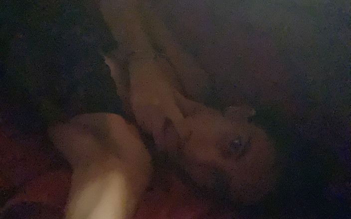 QueenSavage85: Terikat dan disedak