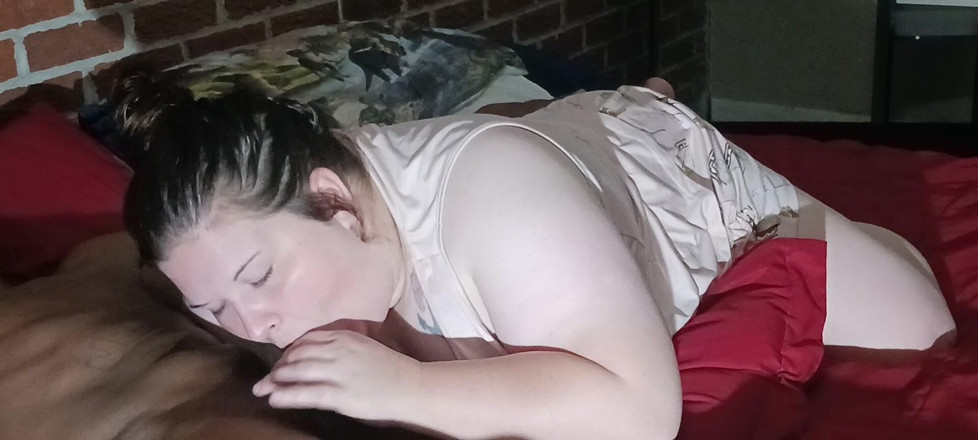 Big uhaul: C’est une vraie femme qui veut juste te sucer la...
