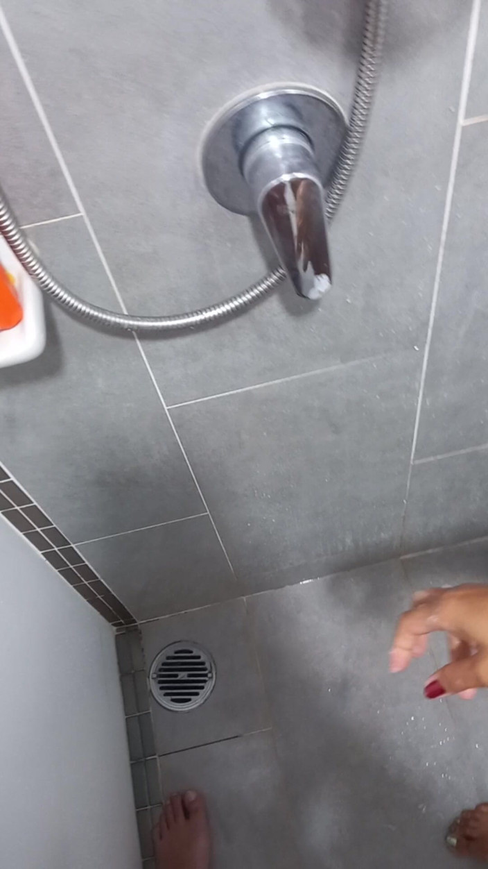 Handjob Passion: Sinnliche Rote Nägel, Seifiger Dusche-handjob - Langsam Waschen, Rinsen &amp; Sperma in...