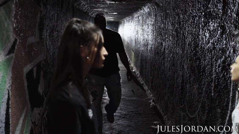 Jules Jordan: Bandă de curve curve Emily Willis și Jane Wilde