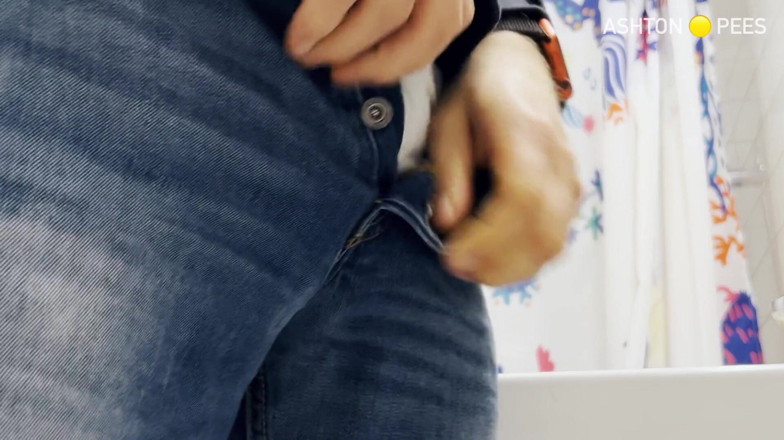 Beardedcummer: Đi tiểu 004 - người đàn ông rậm lông đi tiểu
