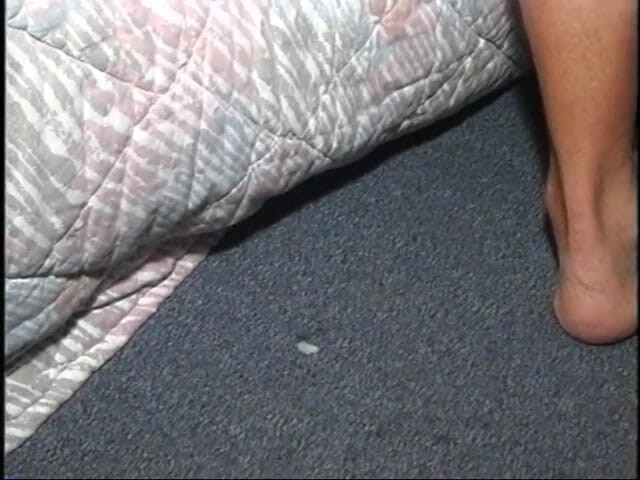 Ladyboy Lovers: Chciwy ladyboy potrzebuje twardego kutasa w ciasnej dupie