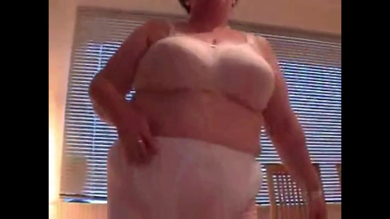 Chris44G: Chris44g, corset blanc, bas et talons hauts