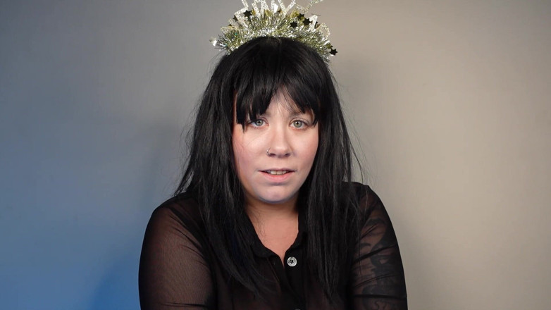 Deanna deadly: Humiliation du loser sur Nye
