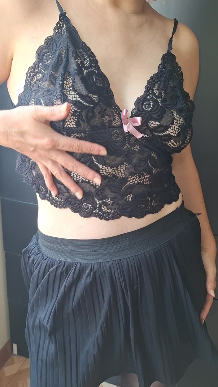 Agnes Swallow: 衣装のモデル化