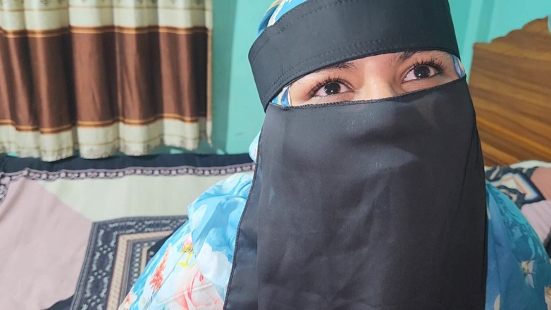 Banglavabi: Ela me deu pagamento antecipado para alugar uma casa fazendo...