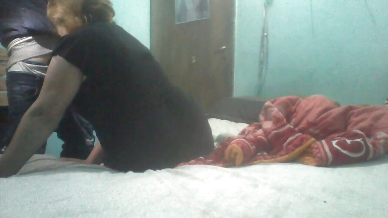 Fitcure1: Teman wanita menghisap saya dan kami berkongkek dalam gaya doggy...