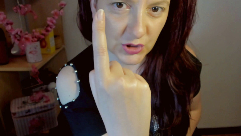 Nicoletta Embassi: Hand fetisch costum video