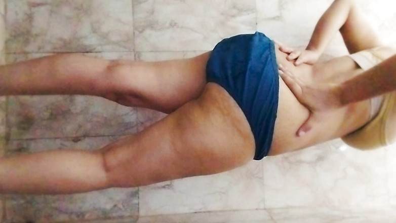Riyathakur: Část 1 sexy Riya dělá anální sperma video. Masturbace