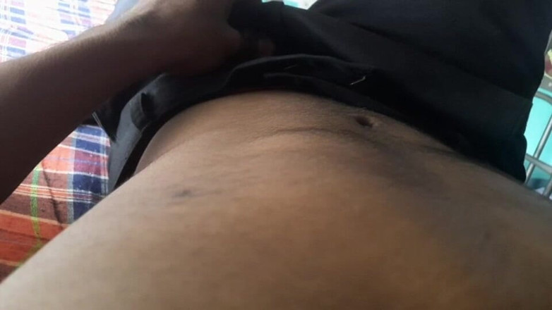 Wheyincognito: Băiat sexy atingându-se într-o stare de spirit excitată