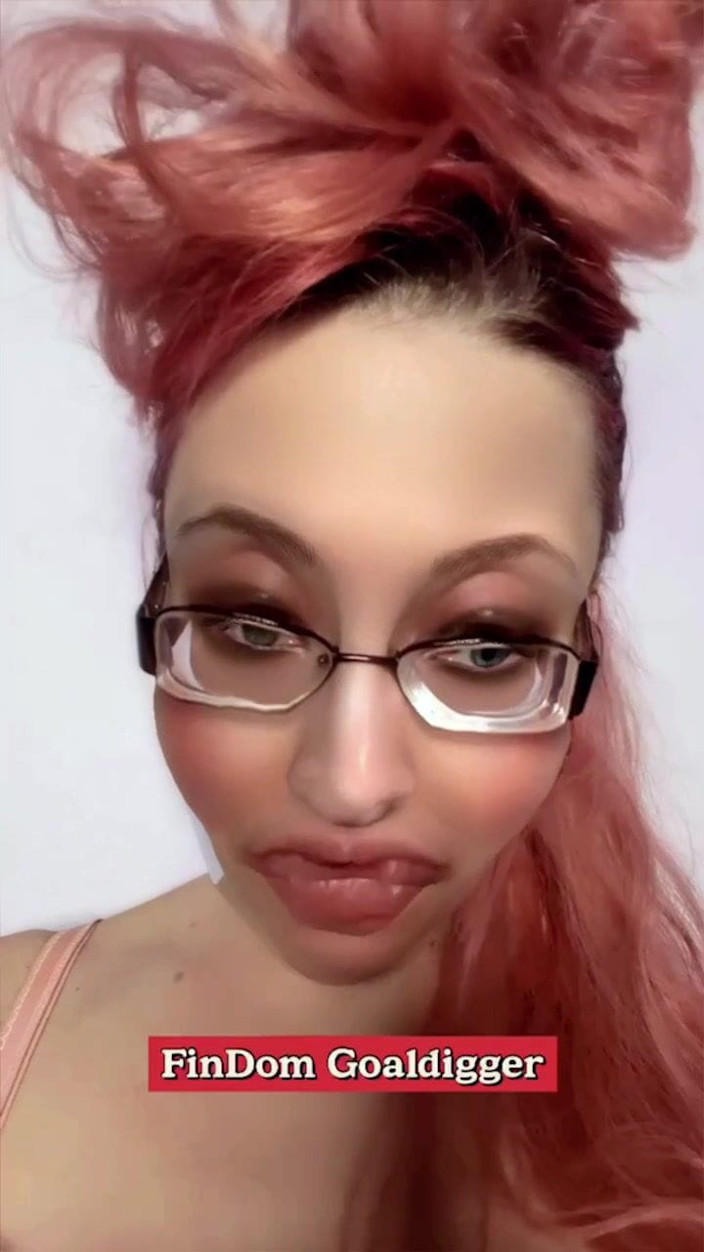 FinDom Goaldigger: Смотри в мои глаза и кончи!