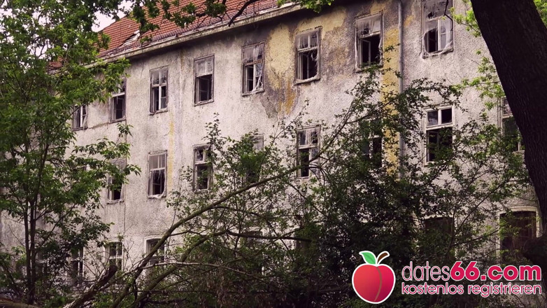 Dates66: Підібрана і відтрахана на відкритому повітрі: збуджена тінка Артея ковтає кожну останню краплю