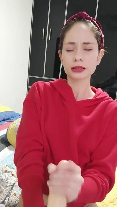 Natti natti: 내 의붓아빠를 생각하고 내 욕망을 파괴하기 위해 딜도를 사용해야해