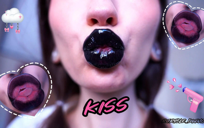 Rarible Diamond: Goth Girl se líbá s phat black šťavnatými rty