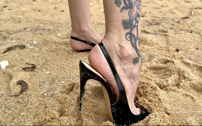 Julia domaina: 후장 없는 블랙 클래식 스틸레토 하이힐, 나와 해변에서 12cm 힐, 모래밭